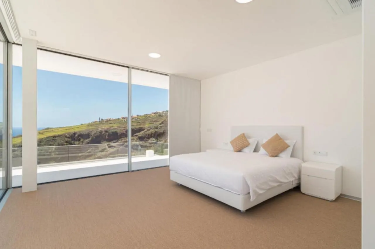 Villa Camacho - Ultra Luxury Calheta  0*, Calheta (Madeira)